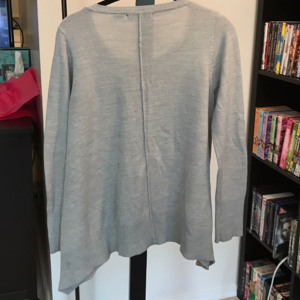 Grey sweater - Picture 11 of 12